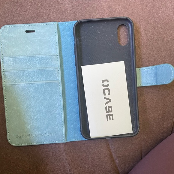 iPhone cases - Picture 2 of 6